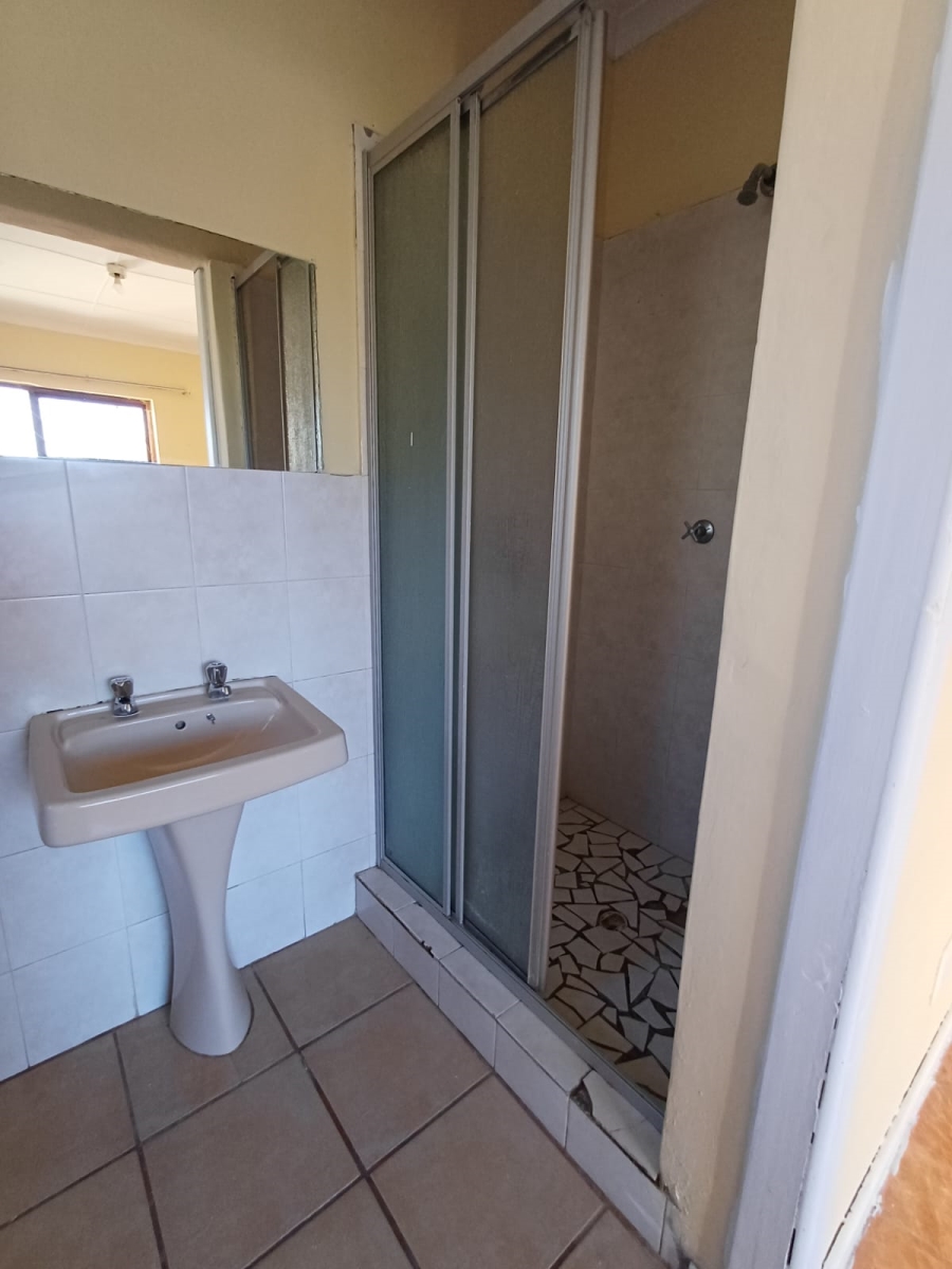 3 Bedroom Property for Sale in Laurie Dashwood Park Eastern Cape